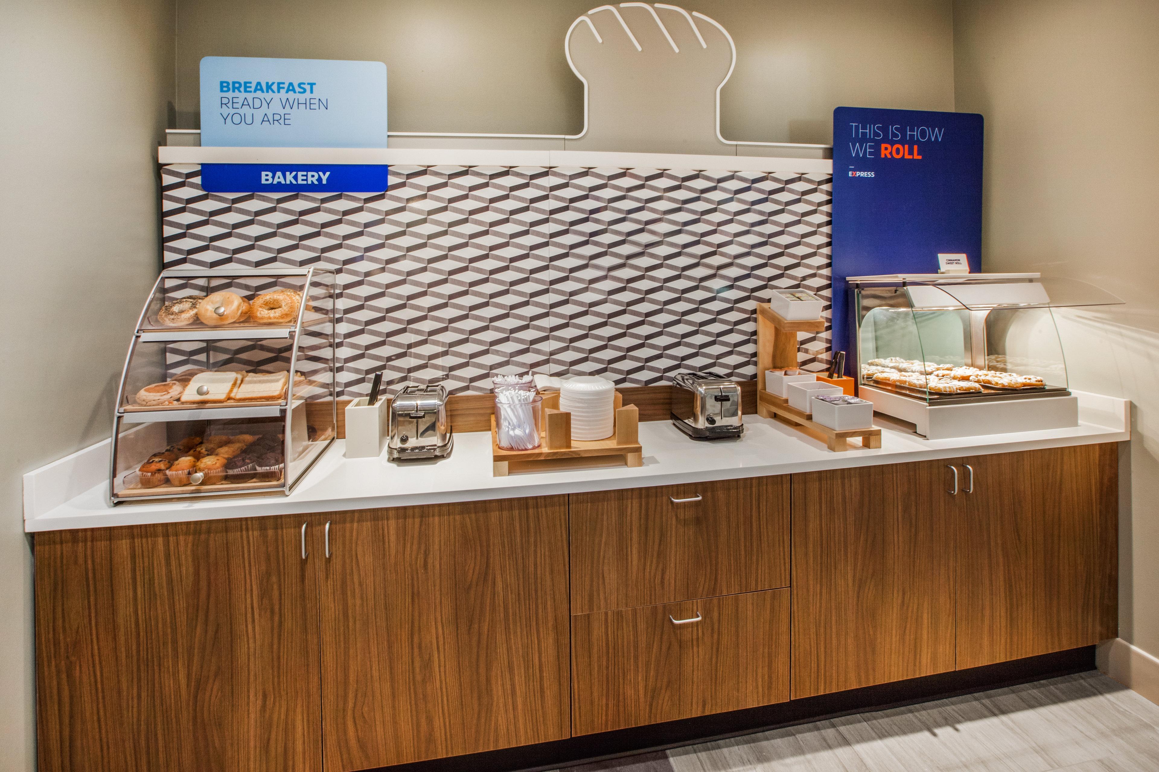 Holiday Inn Express North Hollywood - Burbank Area By Ihg Los Angeles Exteriér fotografie