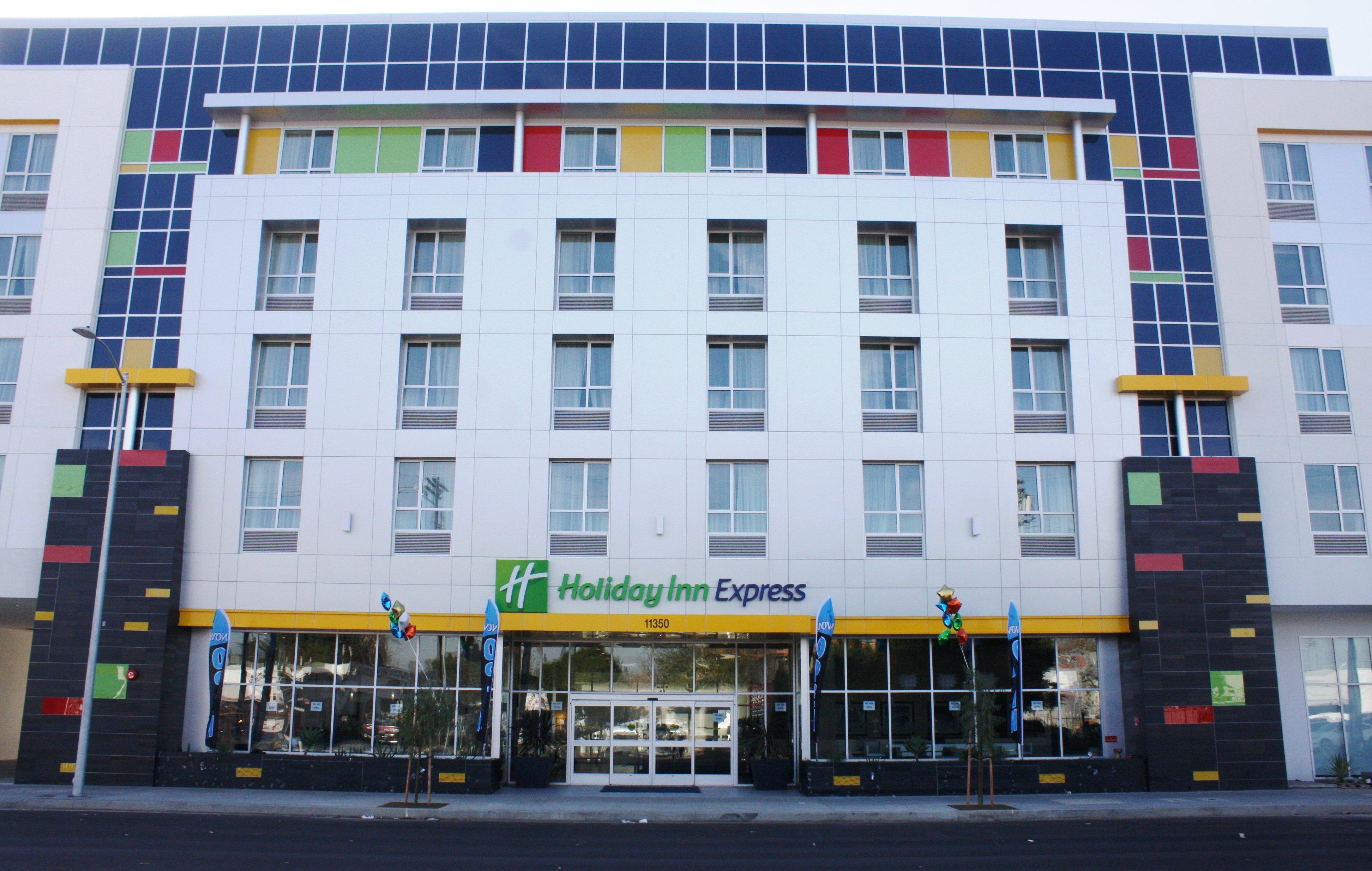 Holiday Inn Express North Hollywood - Burbank Area By Ihg Los Angeles Exteriér fotografie