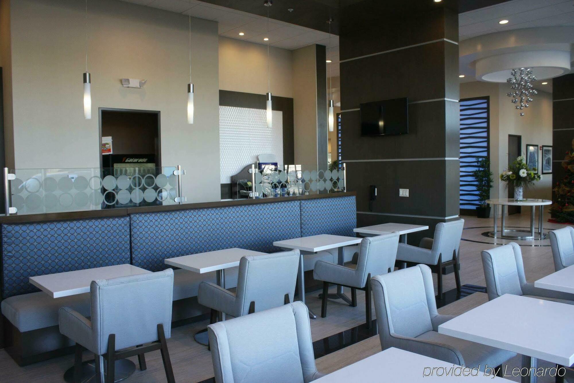 Holiday Inn Express North Hollywood - Burbank Area By Ihg Los Angeles Exteriér fotografie
